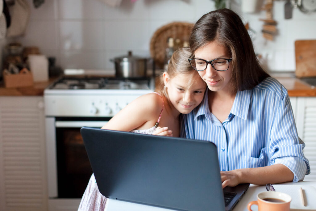 Selbstständig mit Kind und Gründungswunsch – die besten Tipps